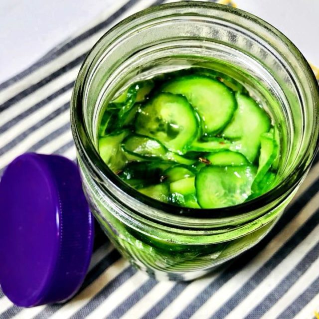 Raw Cucumber Pickles